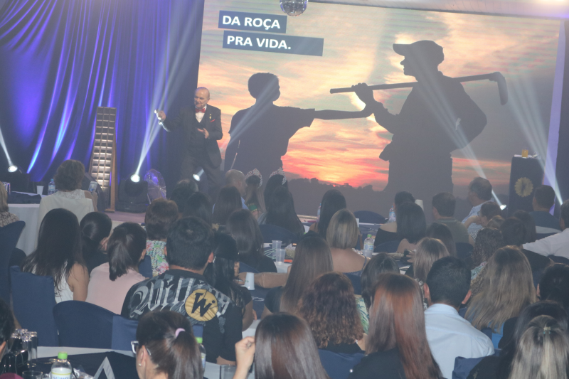 Palestra “Lições de Vida” com Otelio Drebes