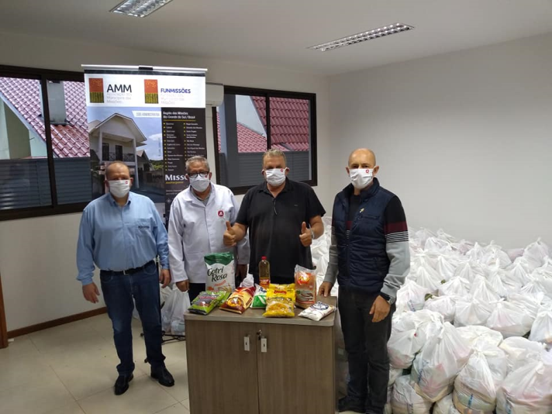 Assistência Social distribui 37 cestas básicas no interior do município