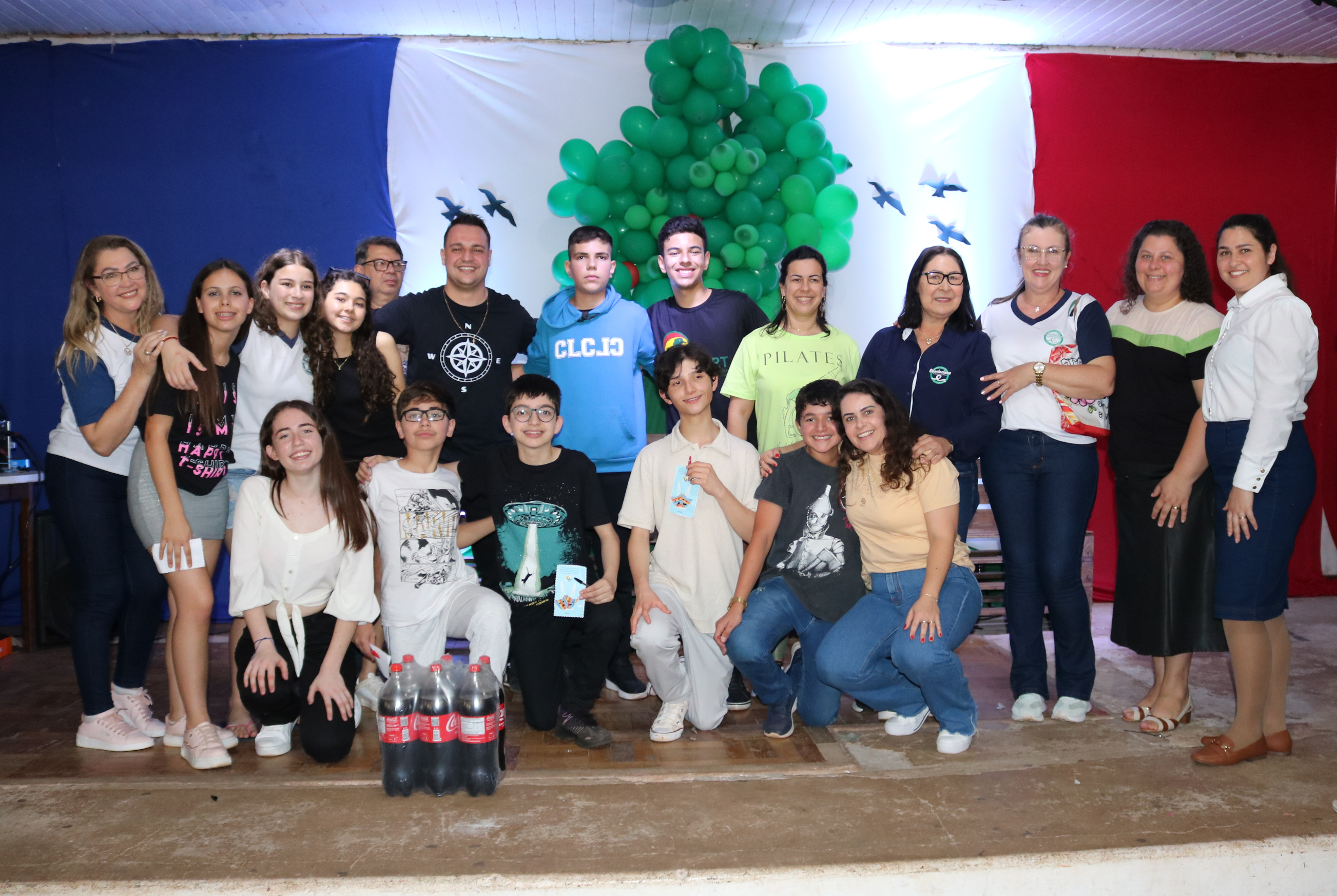 Escolas Municipais debatem os perigos do cigarro eletrônico em Festival de Teatro "Missões pela Vida"