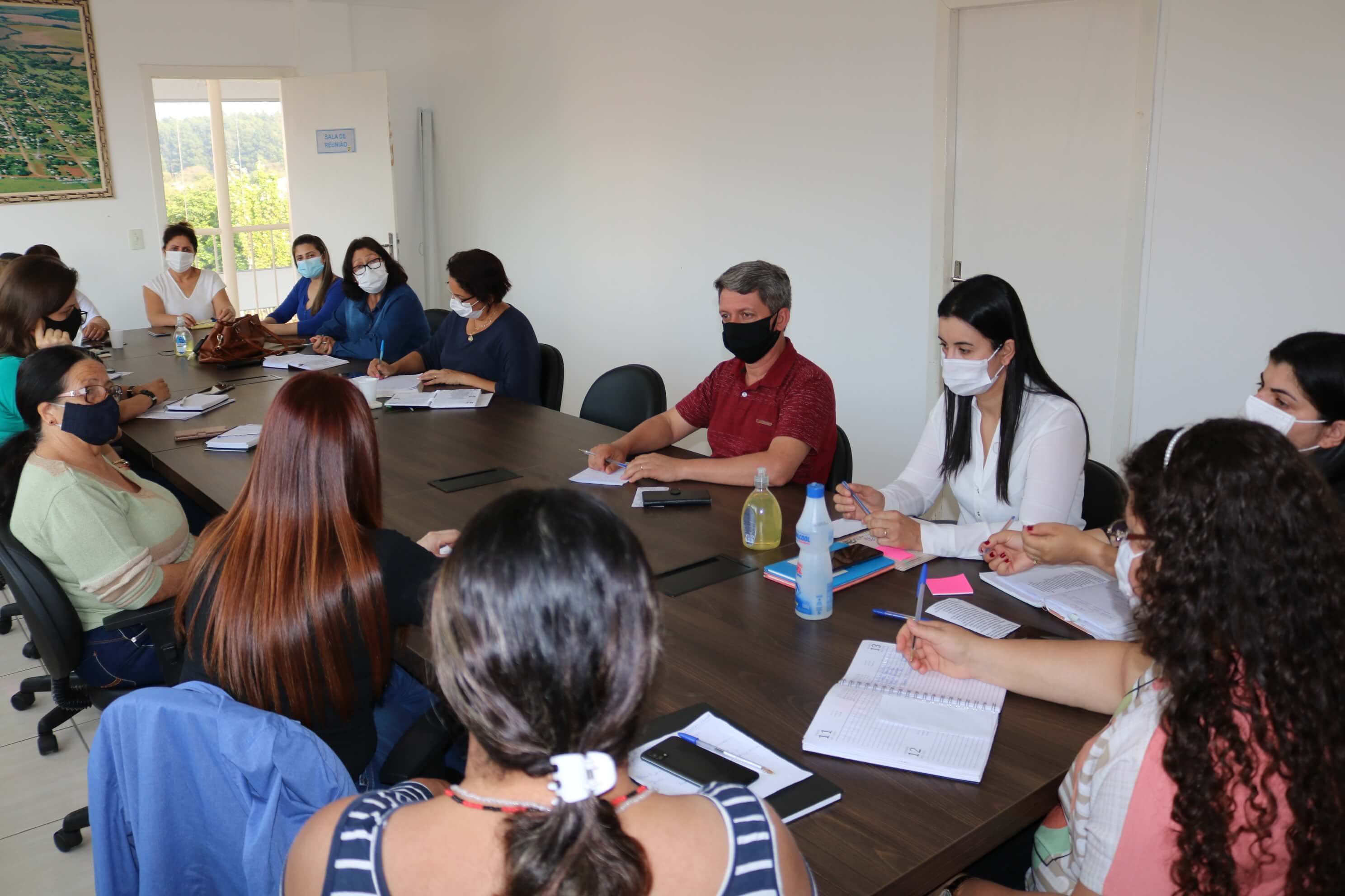 SMEC realiza reunião com diretores da rede municipal de ensino