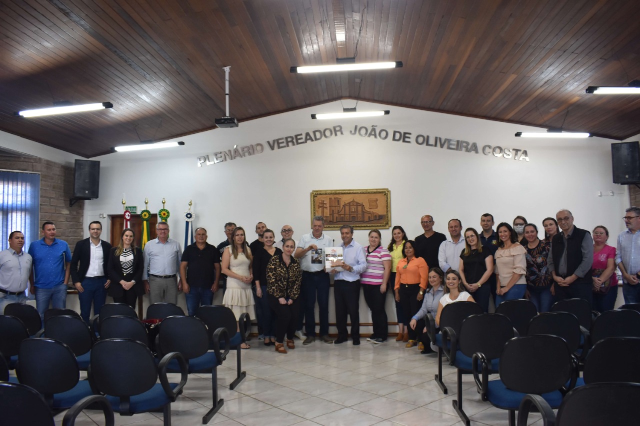 Equipe técnica do CRAS participa de reunião sobre Diálogos para Geração de Trabalho, Emprego e Renda