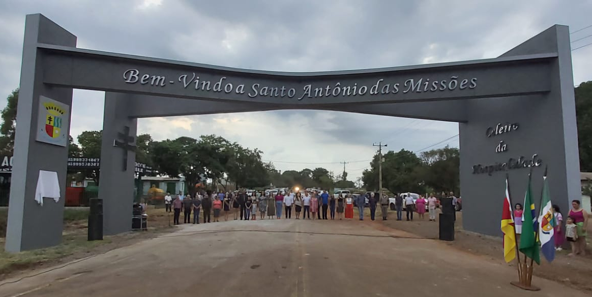 Pórtico Santo Antônio das Missões é inaugurado na entrada principal