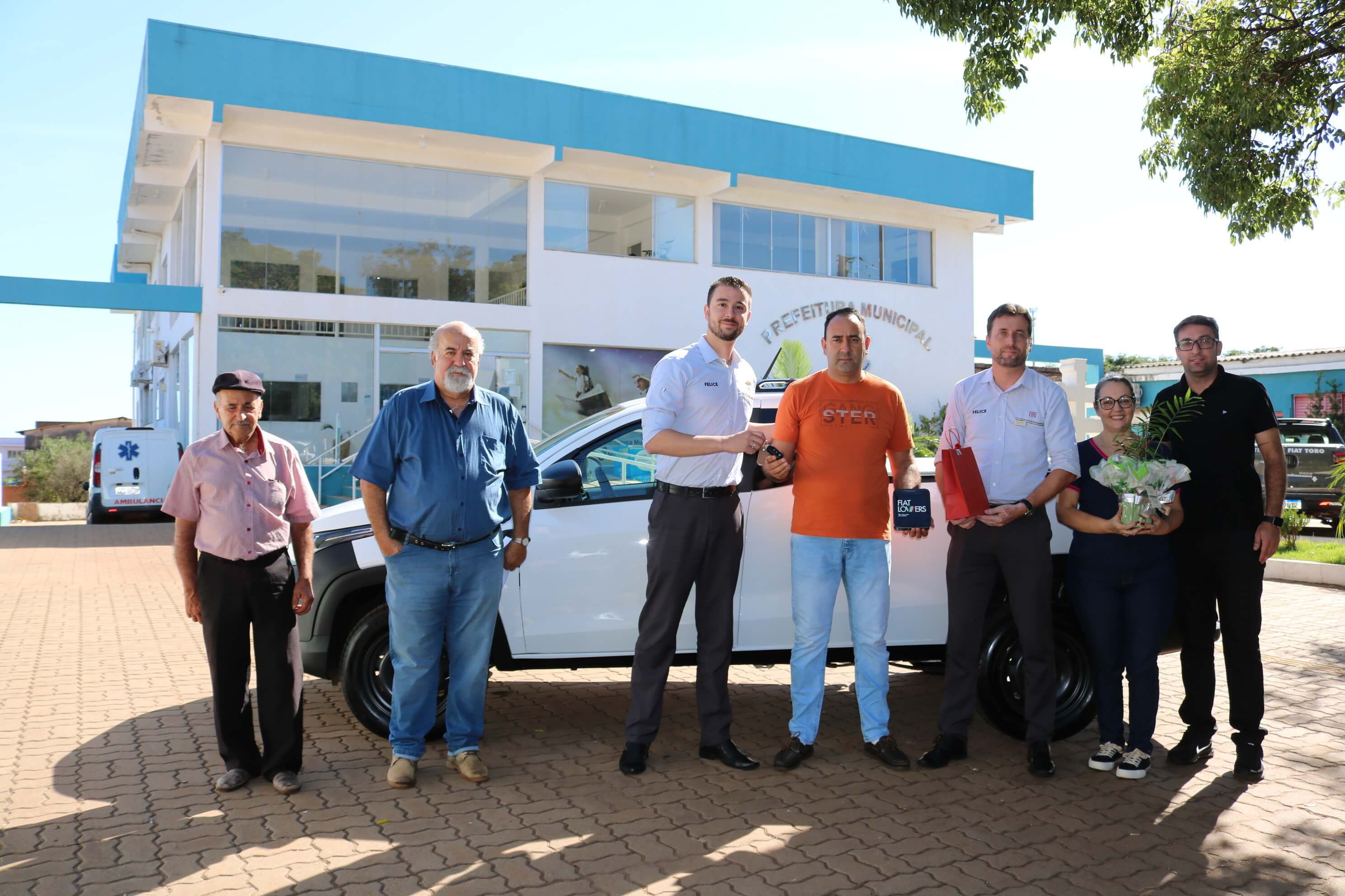 Prefeitura de Santo Antônio das Missões adquire novo carro via emenda parlamentar