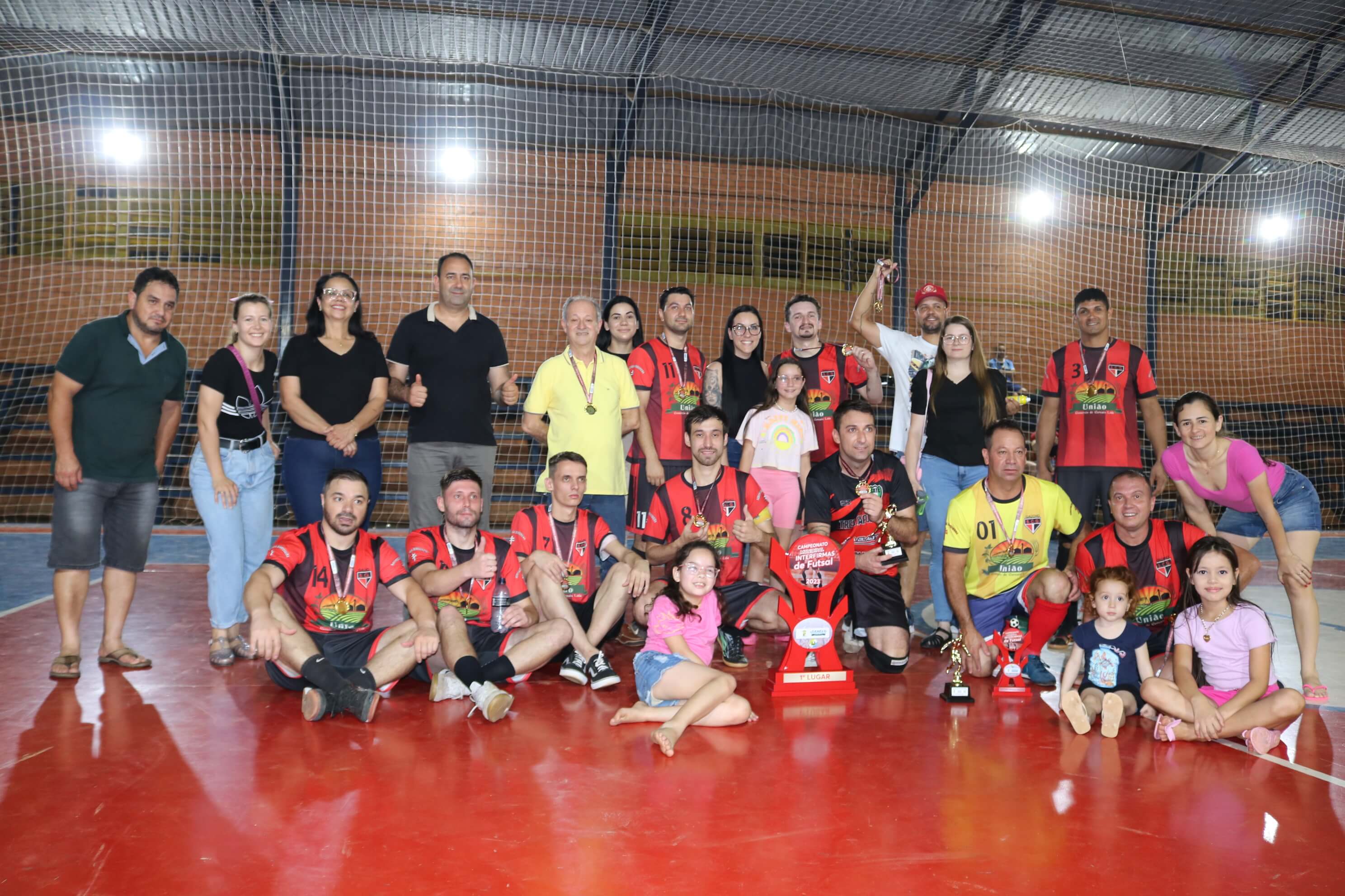 Emoção e espírito esportivo na final do Campeonato Municipal Interfirmas, em Santo Antônio das Missões