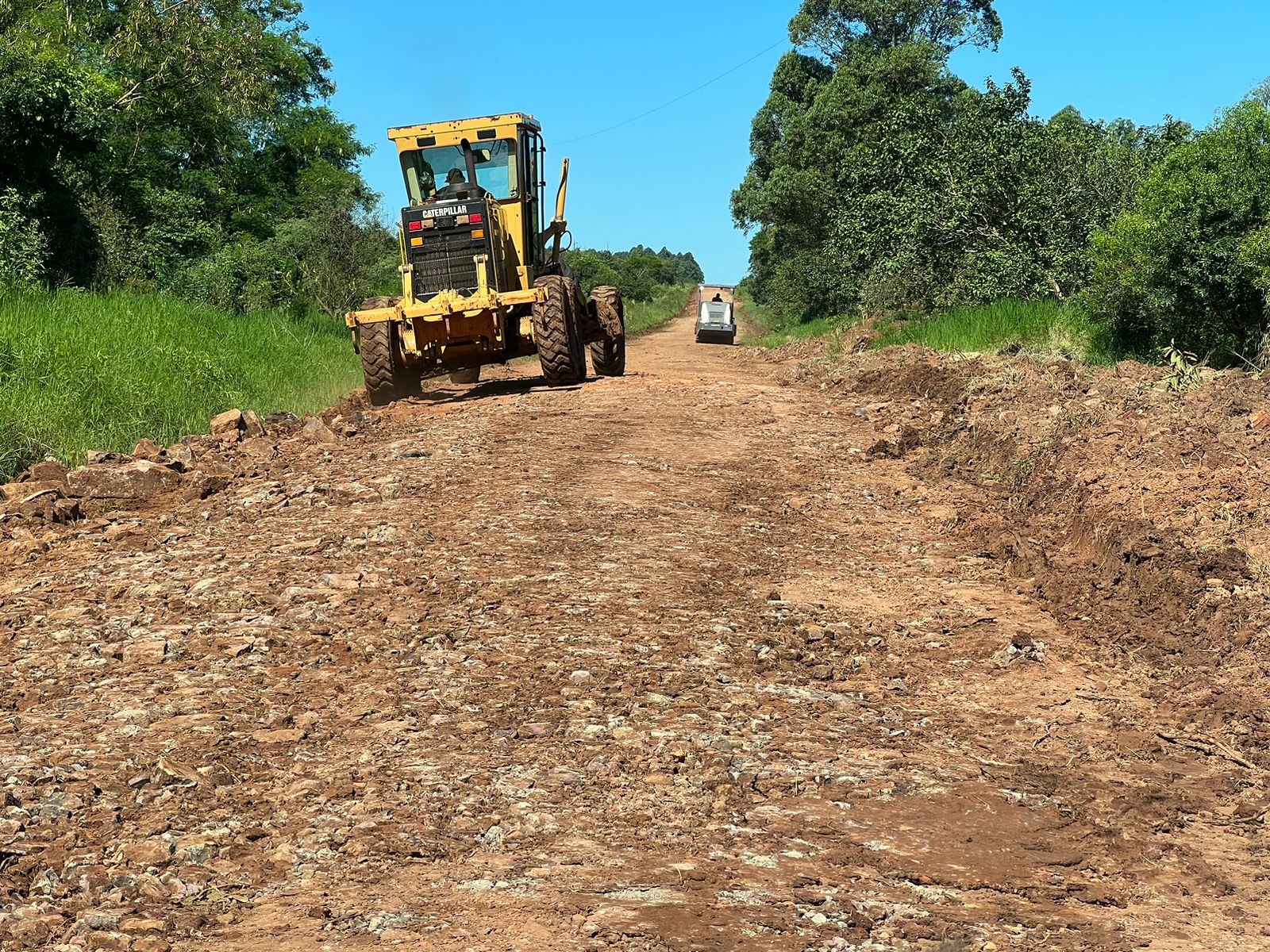 Infraestrutura segue trabalhando para atender às necessidades das comunidades rurais