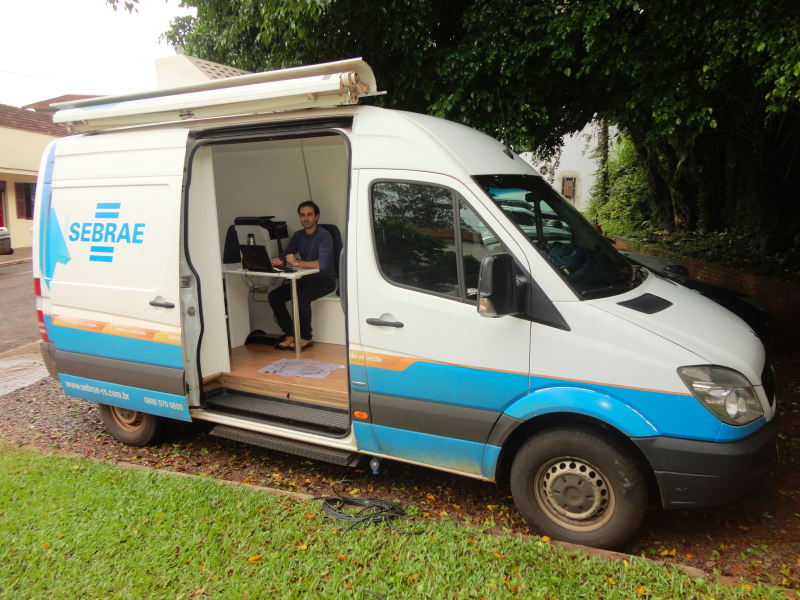 UNIDADE MÓVEL DO SEBRAE ATENDEU EM PORTO MAUÁ