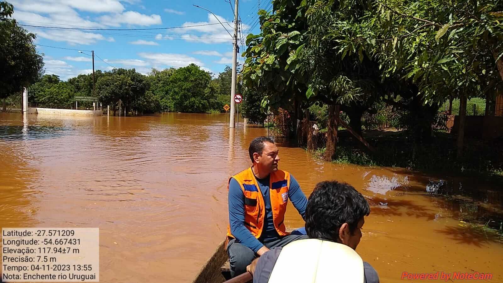 Enchentes em Porto Mauá 