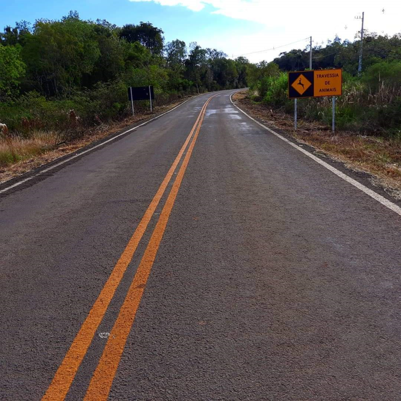 ERS-575 recebe roçagem