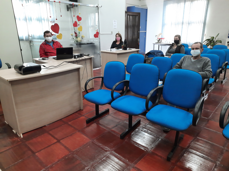 Servidores participam de capacitação do novo Fundeb, de forma online