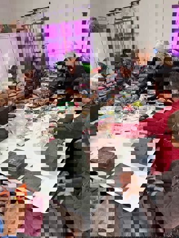 <p><strong>CRAS Porto Vera Cruz&nbsp;promove oficina de reciclagem e arte para comunidade</strong></p>