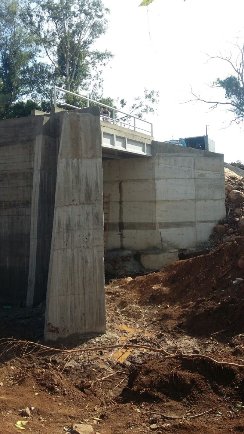 Ponte do Tateto concluída