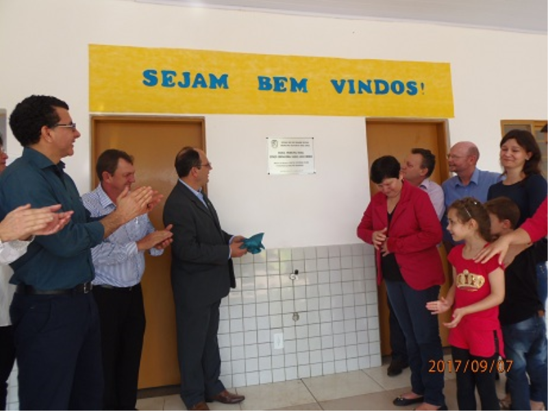 Inaugurada Escola Pronacampo