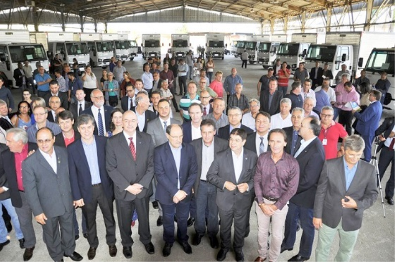 Caminhão Para o Município