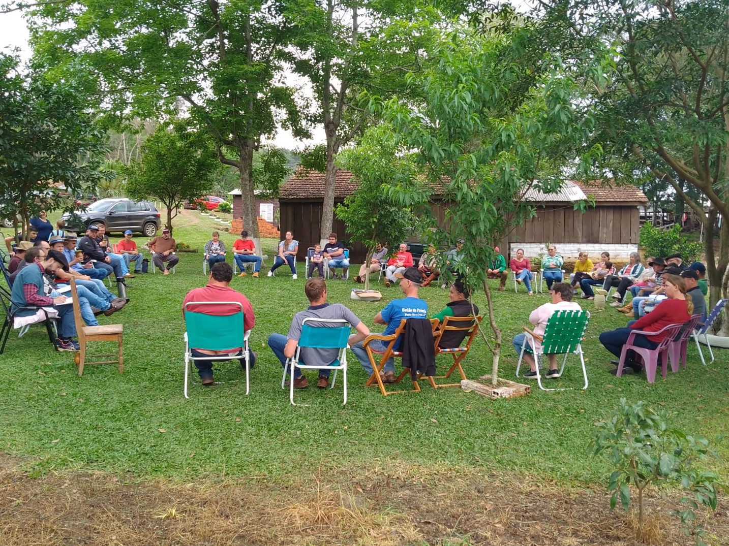 Dia de campo reuniu famílias produtoras de leite em Porto Vera Cruz 