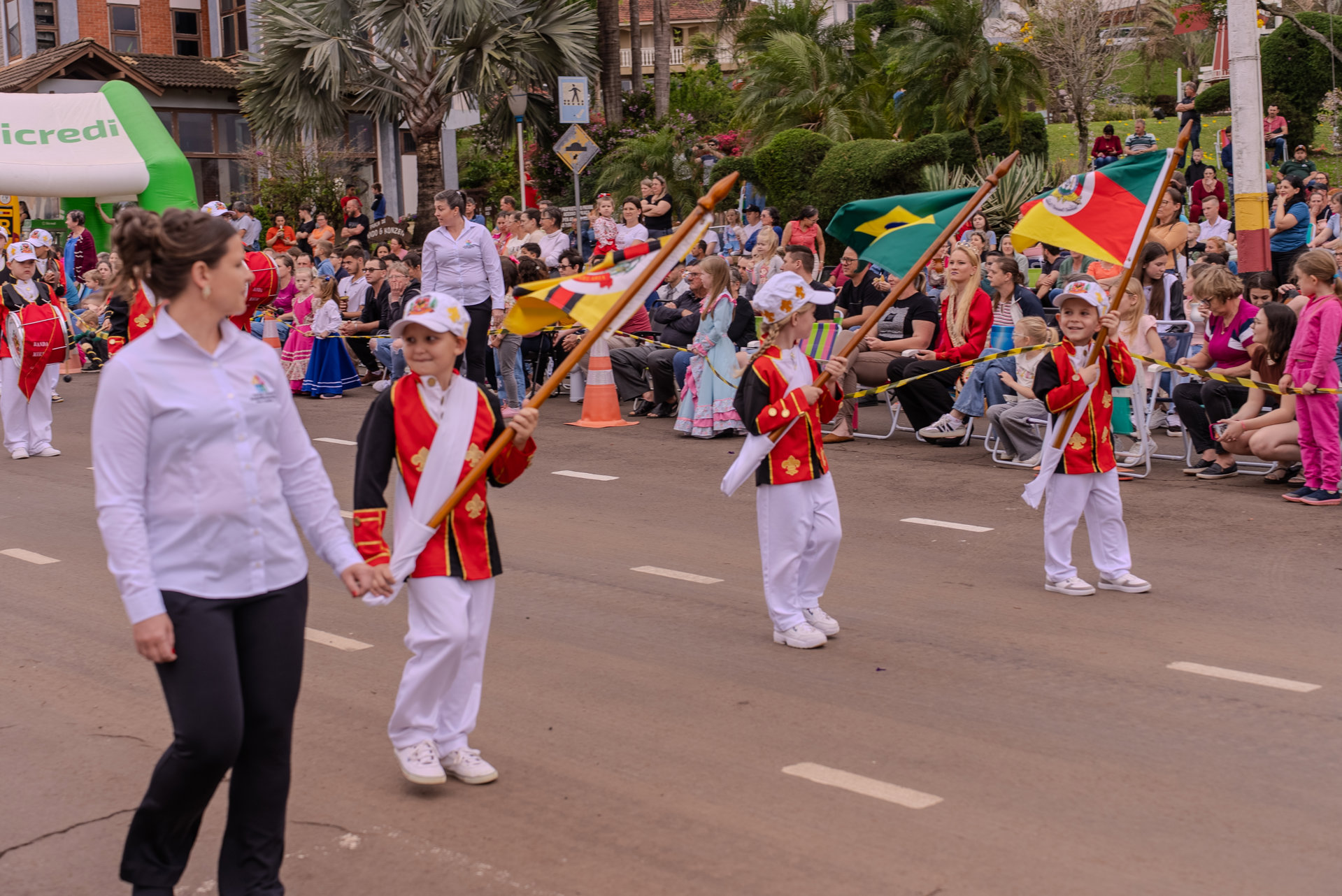 Desfile Cívico-Tradicionalista 20.09.2025
