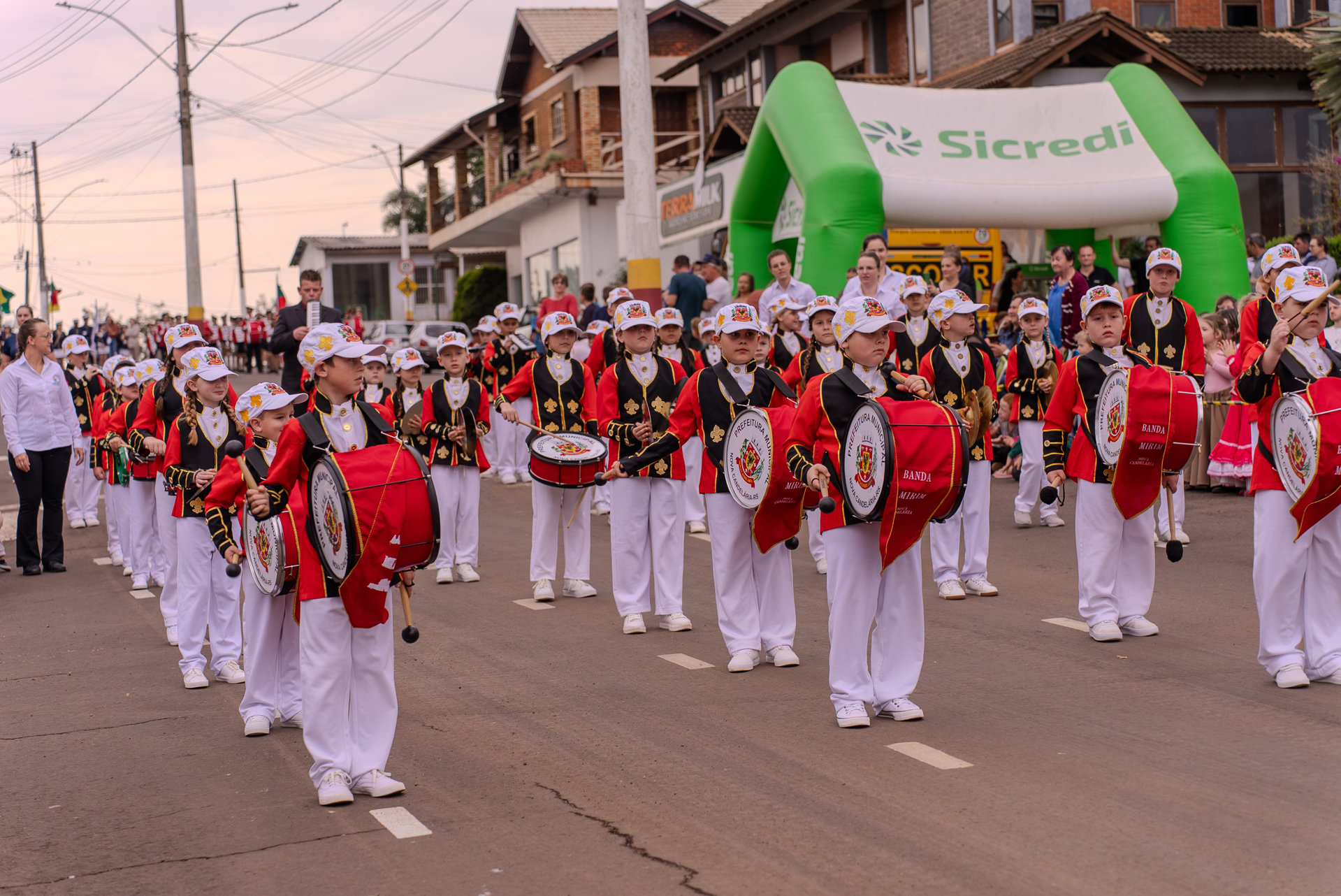 Desfile Cívico-Tradicionalista 20.09.2025