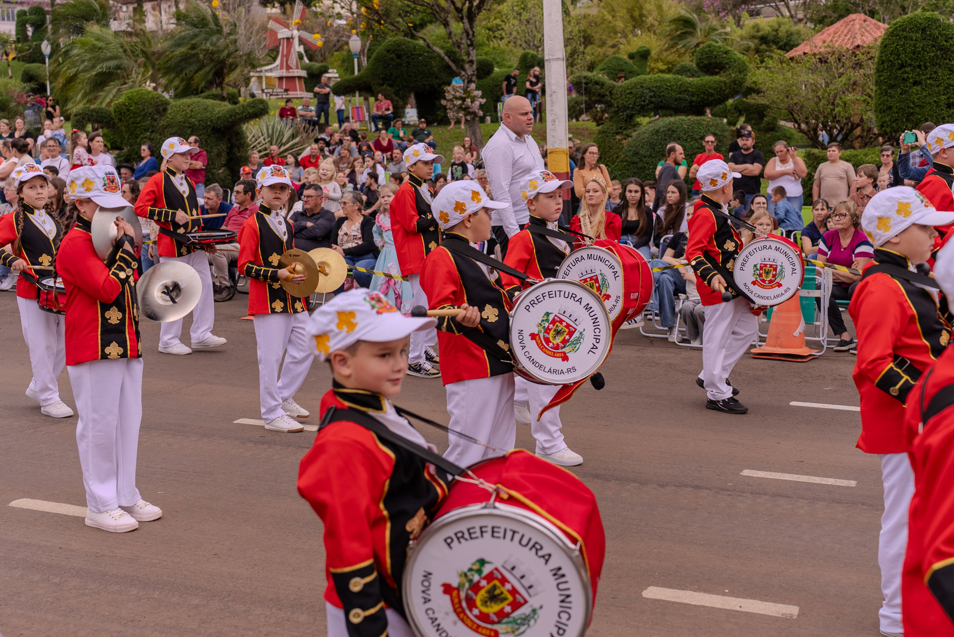 Desfile Cívico-Tradicionalista 20.09.2025
