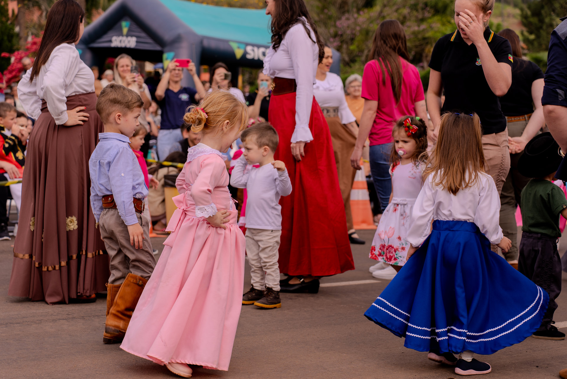 Desfile Cívico-Tradicionalista 20.09.2025