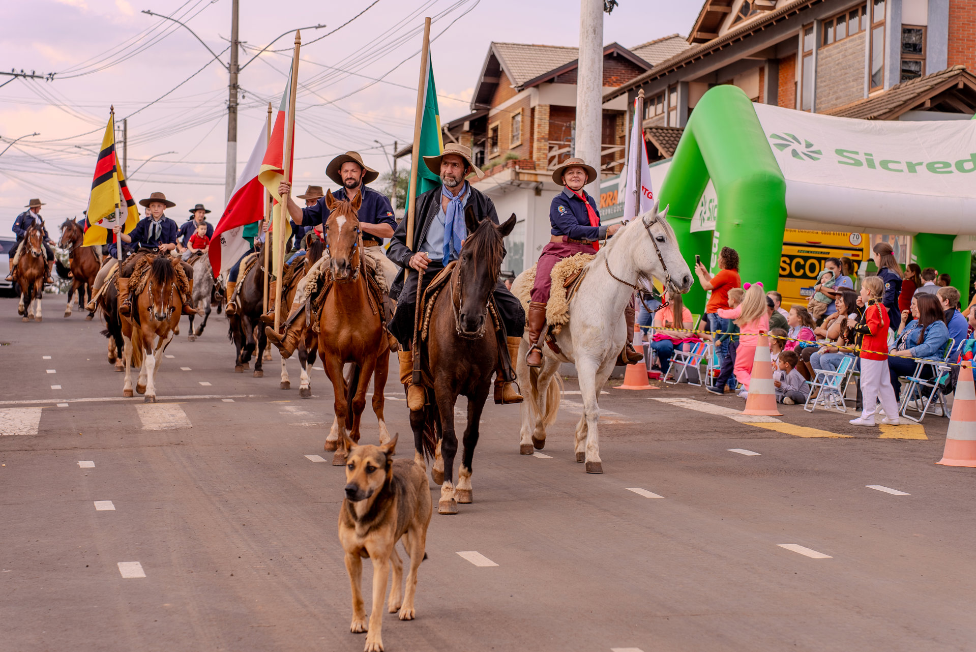 Desfile Cívico-Tradicionalista 20.09.2025