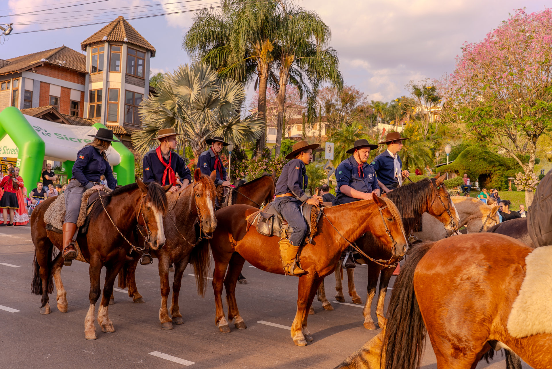 Desfile Cívico-Tradicionalista 20.09.2025