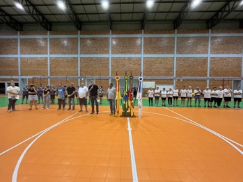 <p><strong>Abertura do Campeonato Municipal de Nova Candel&aacute;ria movimenta a comunidade esportiva</strong></p>