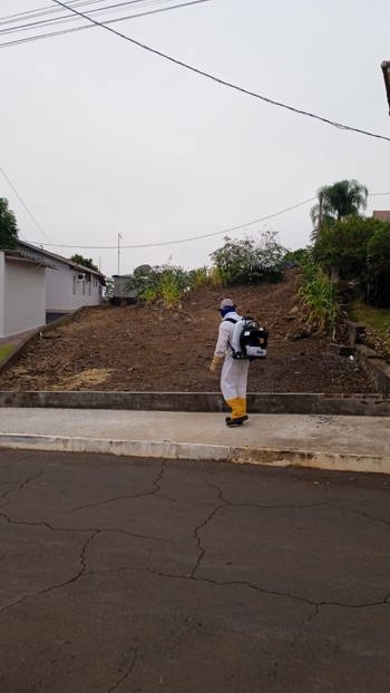<p><strong>Nova Candel&aacute;ria confirma o primeiro caso de Dengue: popula&ccedil;&atilde;o deve redobrar os cuidados</strong></p>