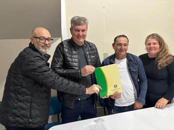 <p><strong>Nova Candel&aacute;ria avan&ccedil;a no desenvolvimento com aquisi&ccedil;&atilde;o de nova &aacute;rea dentro da &Aacute;rea Industrial II</strong></p>