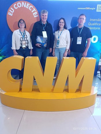 <p style="margin: 0cm;"><strong><span style="font-family: 'Arial',sans-serif; color: black;">Gest&atilde;o municipal de Nova Candel&aacute;ria participa do Conex&atilde;o CNM em Restinga S&ecirc;ca</span></strong></p>