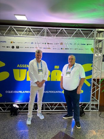 <p><strong>Prefeito e vice-prefeito participam da Assembleia de Ver&atilde;o 2026</strong></p>