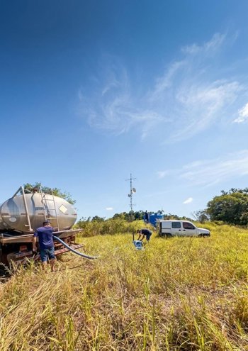<p><strong>Administra&ccedil;&atilde;o de Nova Candel&aacute;ria alerta para uso consciente da &aacute;gua devido &agrave; forte estiagem</strong></p>
