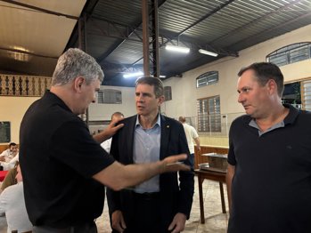 <strong>Nova Candel&aacute;ria refor&ccedil;a pedido por nova ponte sobre o Rio Re&uacute;no durante agenda em Bras&iacute;lia</strong>
