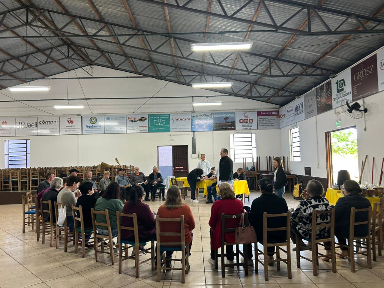 <strong>Nova Candel&aacute;ria inicia atividades do Setembro Amarelo e Hiperdia na comunidade de Ara&ccedil;&aacute;</strong>