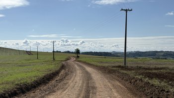 SECRETARIA DE OBRAS E VIA&Ccedil;&Atilde;O SEGUE TRABALHANDO NA RECUPERA&Ccedil;&Atilde;O DAS ESTRADAS DO INTERIOR<br /><br />&nbsp;