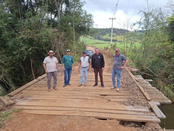 PONTE DO CA&Ccedil;ADOR SER&Aacute; REFORMADA EM PARCERIA ENTRE TIRADENTES DO SUL E ESPERAN&Ccedil;A DO SUL