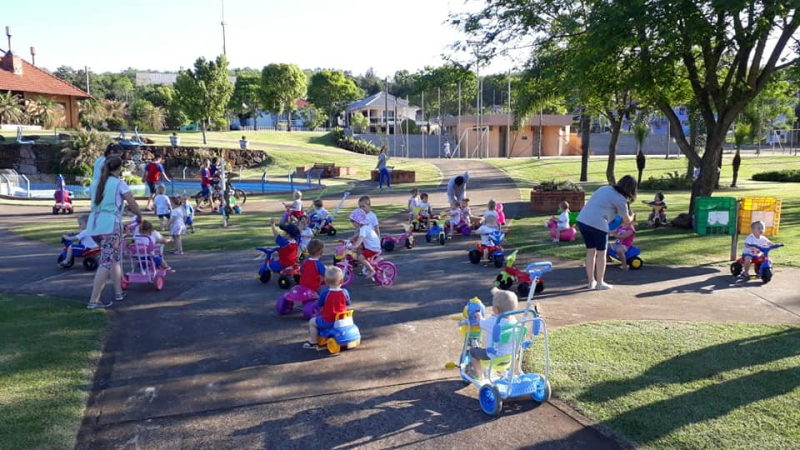  SEMANA CHEIA DE ATIVIDADES COMEMORA DIA DAS CRIANÇAS NA EMEI PARAISO DA CRIANÇA