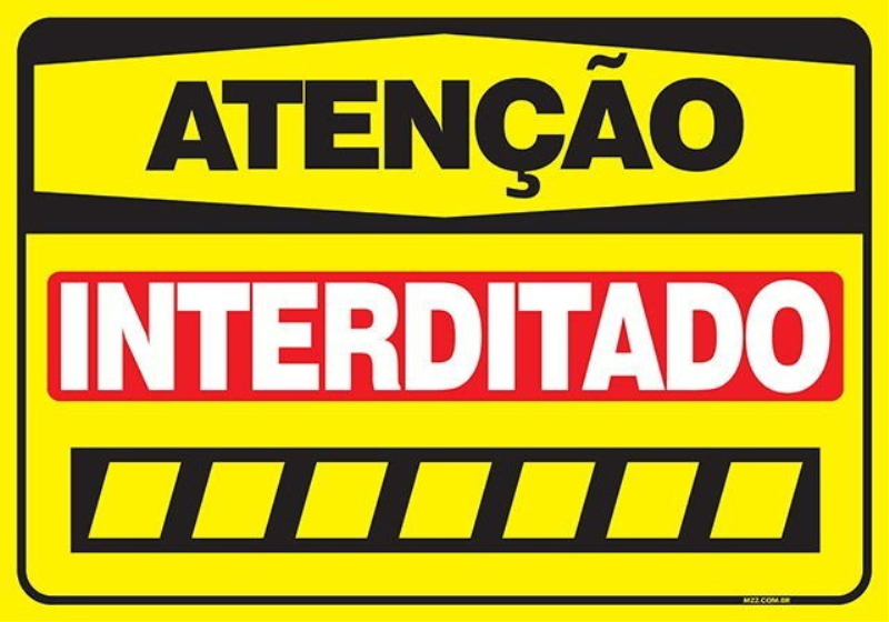 INTERDIÇAO DA PRAÇA DE BRINQUEDOS E QUADRA ESPORTIVA NA PRAÇA MUNICIPAL