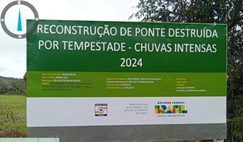 <p>OBRAS DE RECONSTRU&Ccedil;&Atilde;O NA NOVA PONTE EM BARRA SECA</p>