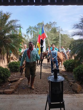 <p>S&atilde;o Jos&eacute; do Inhacor&aacute; celebra a tradi&ccedil;&atilde;o ga&uacute;cha com a chegada da Chama Crioula</p>