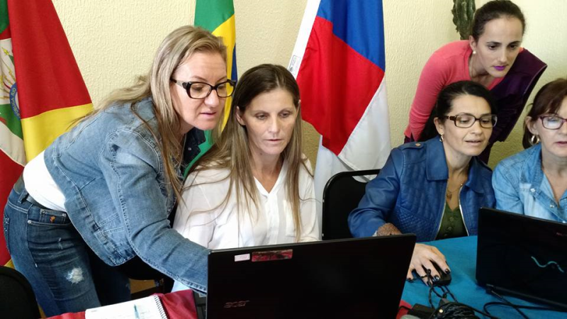 Uso de novas tecnologias influencia aprendizado na sala de aula: Educadores