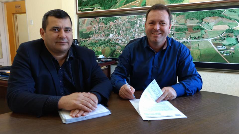 Assinatura de convênio entre Corsan e Administração Municipal
