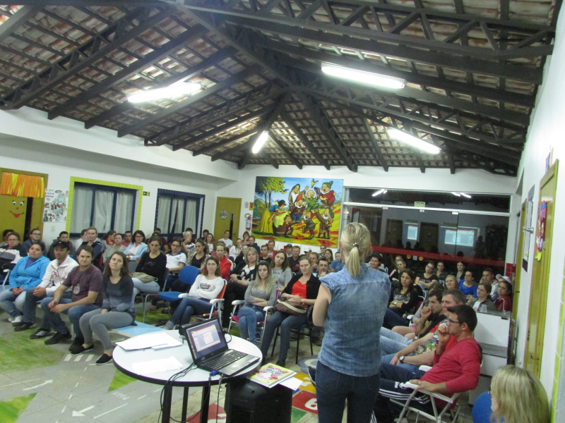 EMEI PARAÍSO DA CRIANÇA DESENVOLVE PROJETO “ESCOLA DE PAIS”