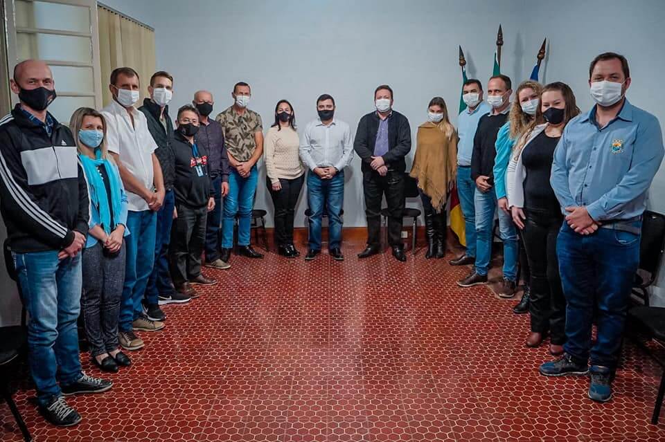 PRESIDENTE DA ASSEMBLEIA LEGISLATIVA DO RS VISITA SÃO JOSÉ DO INHACORA