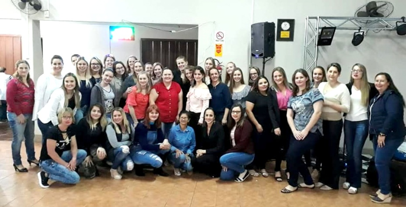 HOMENAGEM PELO DIA DO PROFESSOR – EMEI PARAISO DA CRIANÇA