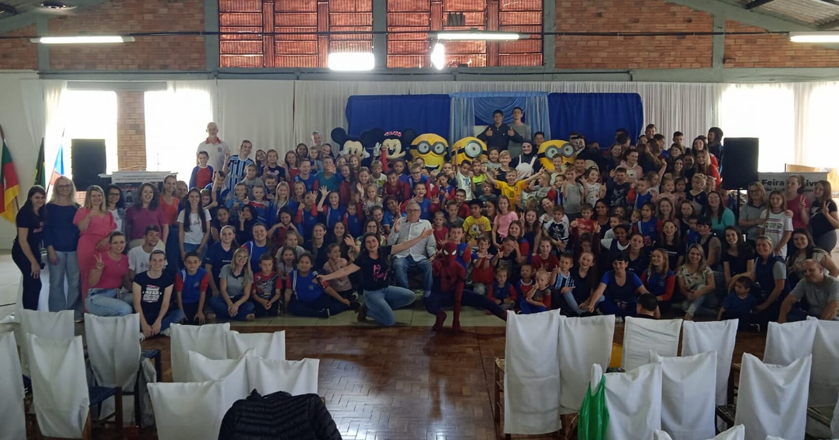 REGISTROS DA IV FEIRA DO LIVRO
