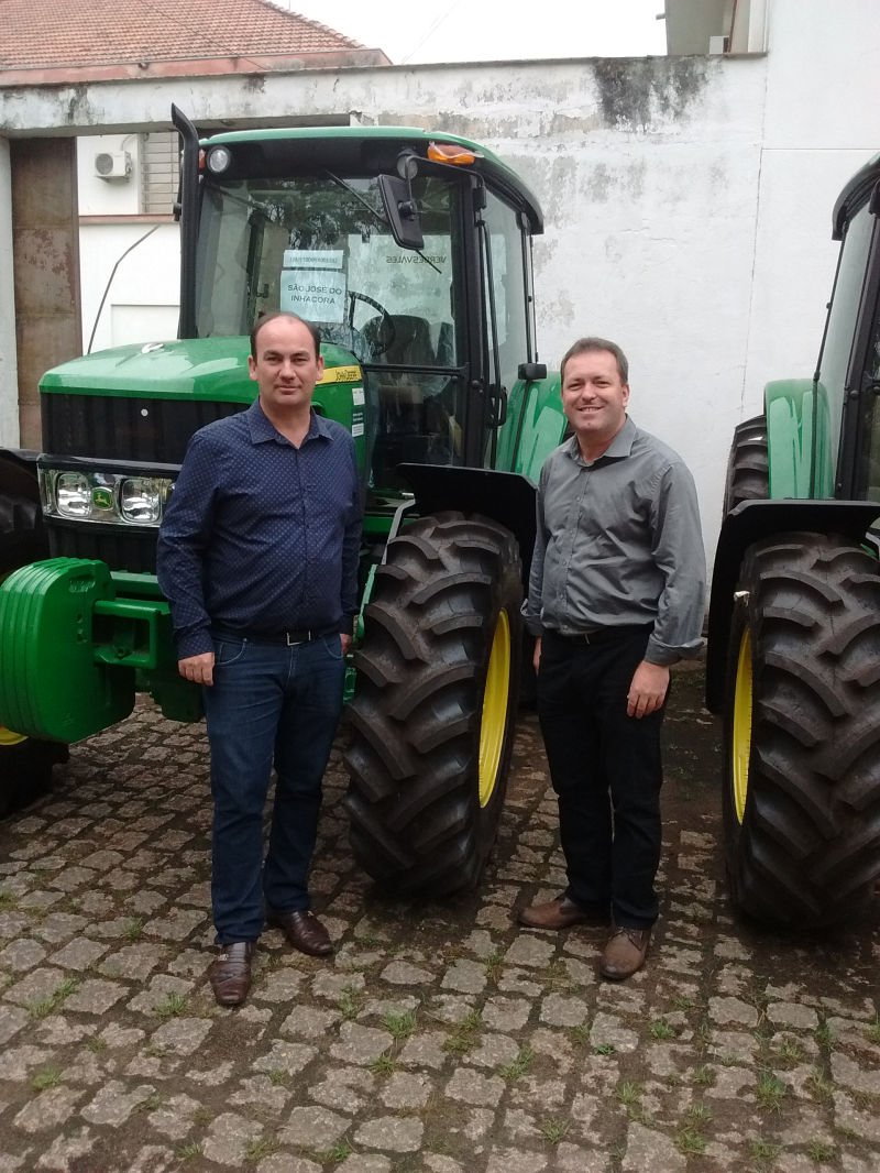 MUNICÍPIO DE SÃO JOSÉ DO INHACORÁ RECEBE TRATOR AGRÍCOLA