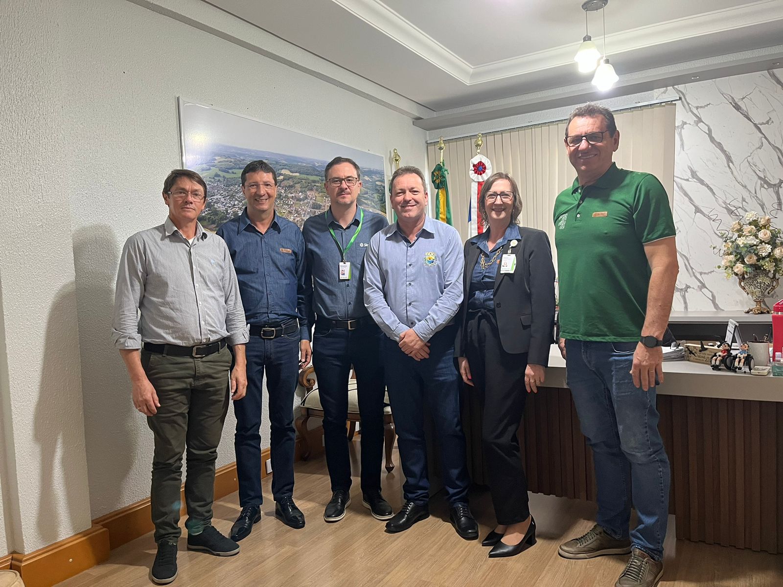  Administração do Sicredi Noroeste RS/MG em visita ao Gabinete