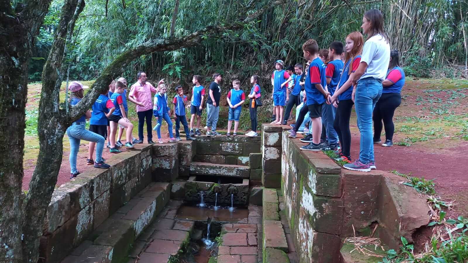 VIAGEM DE ESTUDOS A SAO MIGUEL DAS MISSOES E CAIBATÉ - HISTORIA E CULTURA MISSIONEIRA