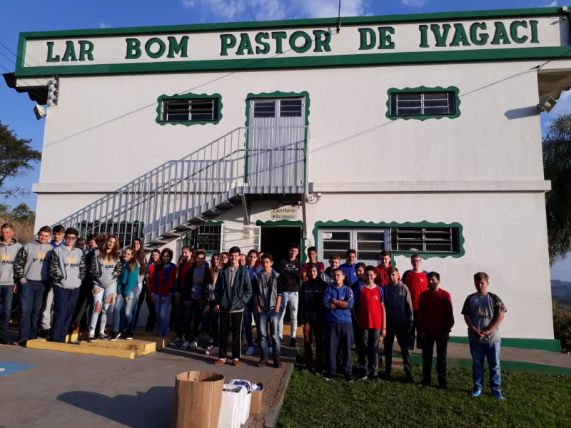 ENTREGA DE DONATIVOS PELA EMEF  RUI BARBOSA PARA O HOSPITAL SÃO FRANCISCO DE ASSIS DE SÃO JOSÉ DO INHACORÁ E LAR BOM PASTOR DE IVAGACÍ.