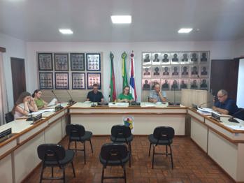 <p>REALIZADA A 1&ordf; E 2&ordf; AUDI&Ecirc;NCIA P&Uacute;BLICA NA C&Acirc;MARA DE VEREADORES</p>