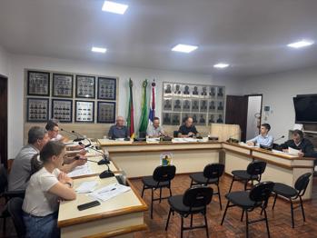 <p>6&ordf; SESS&Atilde;O ORDIN&Aacute;RIA</p>